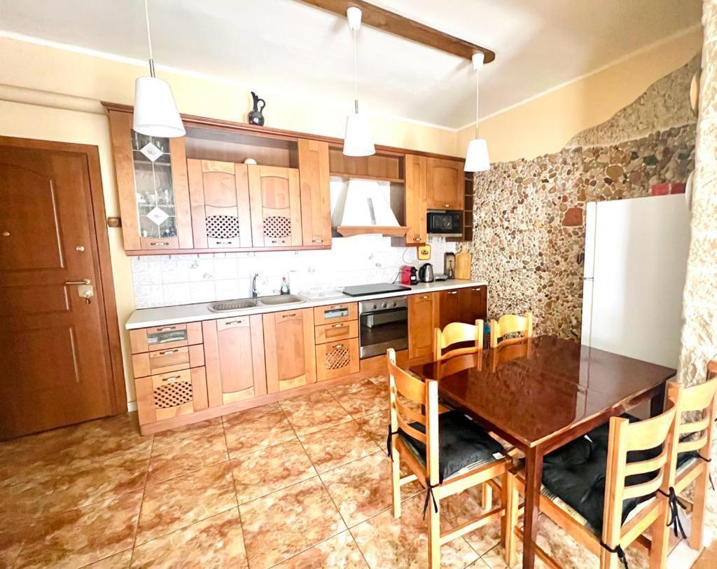 Neoclassical 2Bed In Kallimarmaro Athens Luaran gambar